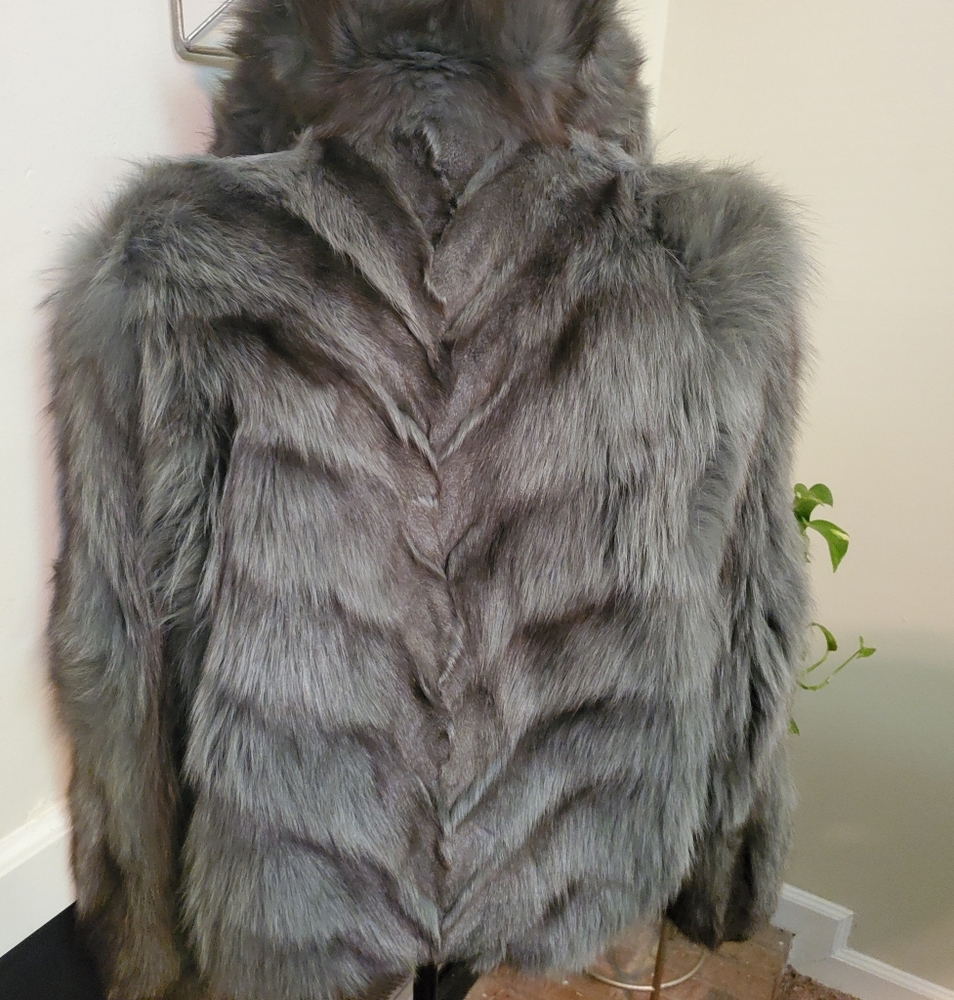 Fox Jacket - Picture 2 of 3